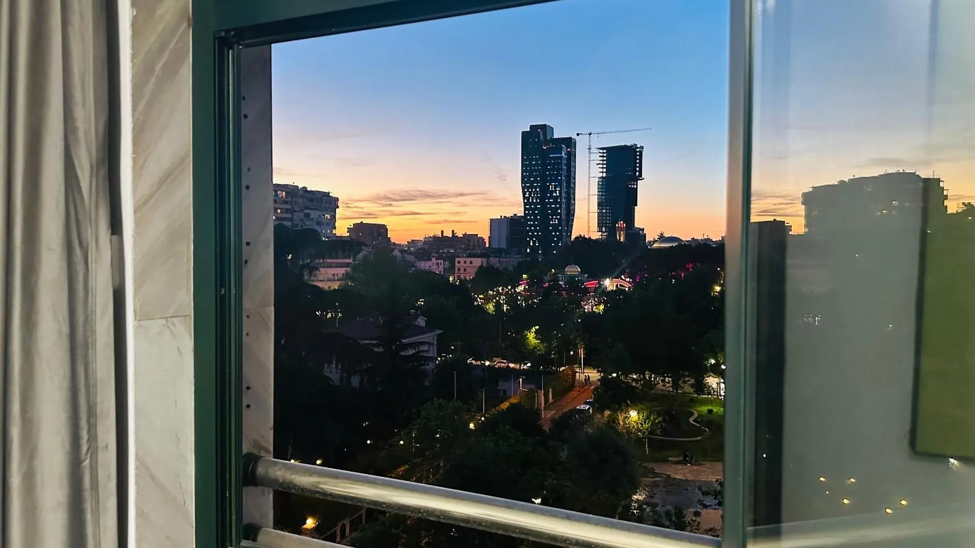 Appartamento Amo Tower Tirana Center